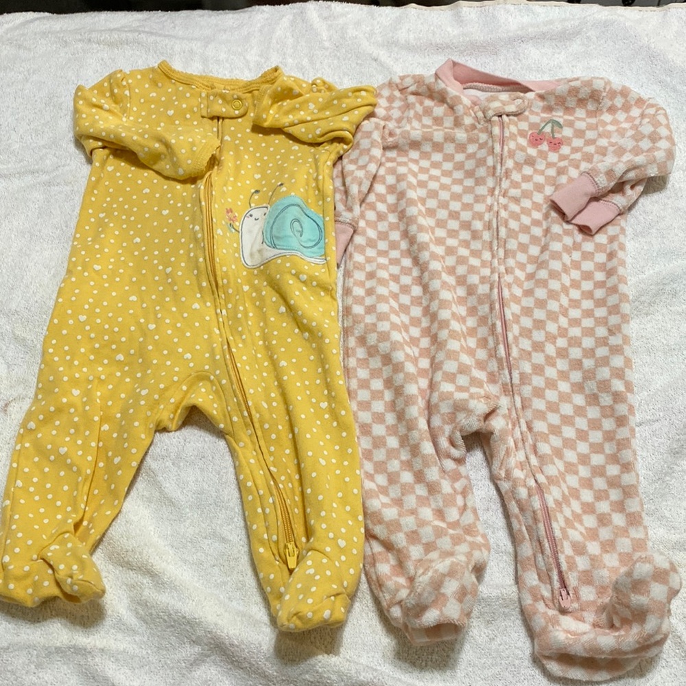 Carter’s - Excellent Condition - 6 Month.